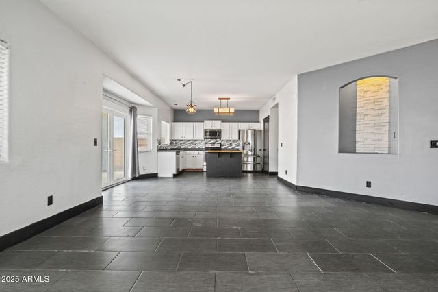 12672 W OSBORN Road, Avondale, AZ 85392