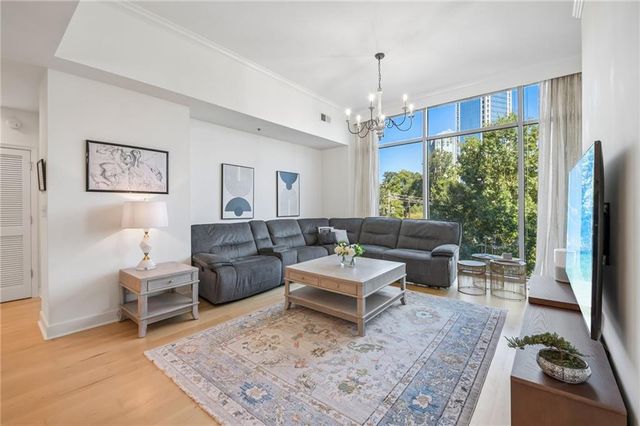 2795 Peachtree Road NE 405, Atlanta, GA 30305