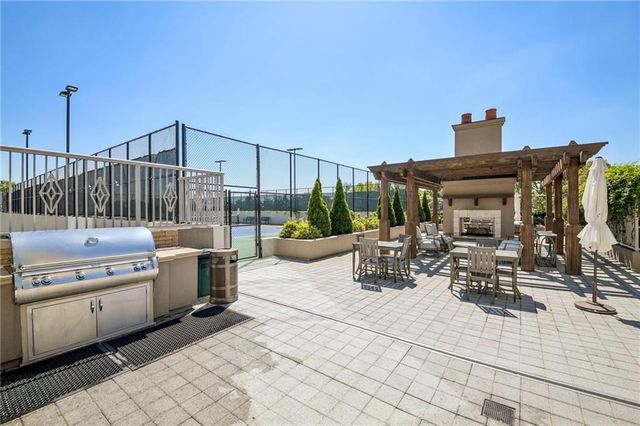 2795 Peachtree Road NE 405, Atlanta, GA 30305