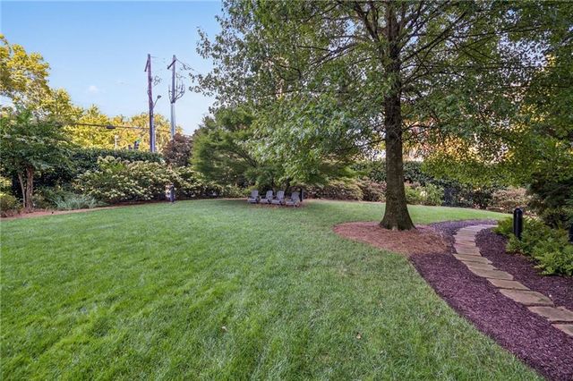 2795 Peachtree Road NE 405, Atlanta, GA 30305
