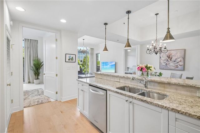 2795 Peachtree Road NE 405, Atlanta, GA 30305