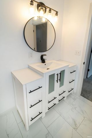 110 Jefferson Avenue, Evansville, IN 47713