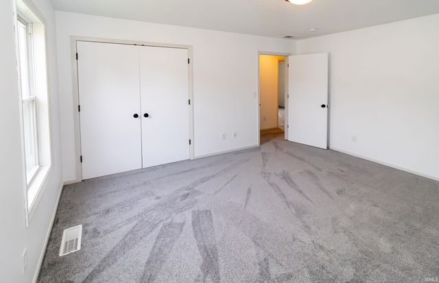 110 Jefferson Avenue, Evansville, IN 47713