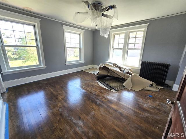 4535 Holly Avenue, St Louis, MO 63115