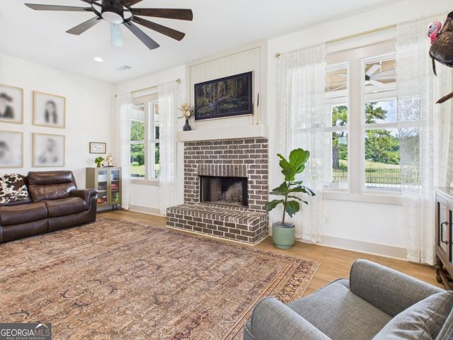 2711 Jordans Mill Road, White Plains, GA 30678