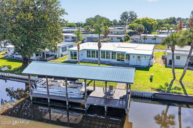 1015 Southland Drive, Tavares, FL 32778