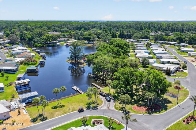 1015 Southland Drive, Tavares, FL 32778