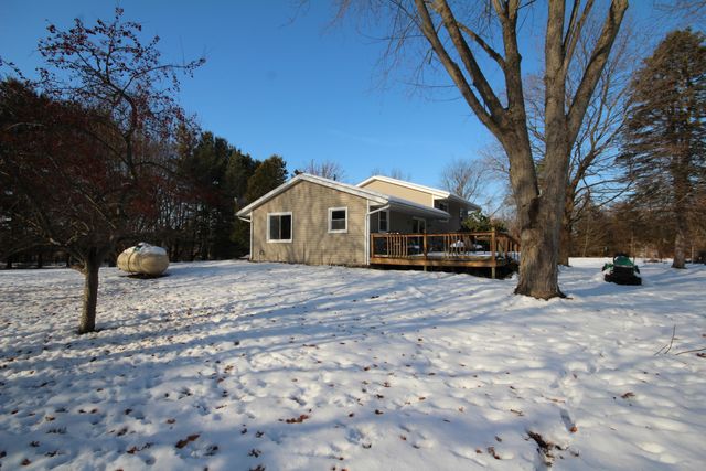 3790 Kimble Lake Drive, Schoolcraft Twp, MI 49097