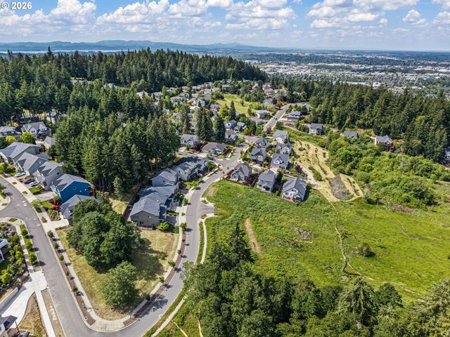 3237 TIMBERLINE Dr, Eugene, OR 97405