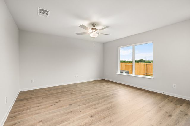 204 Julian Davis Drive, Venus, TX 76084