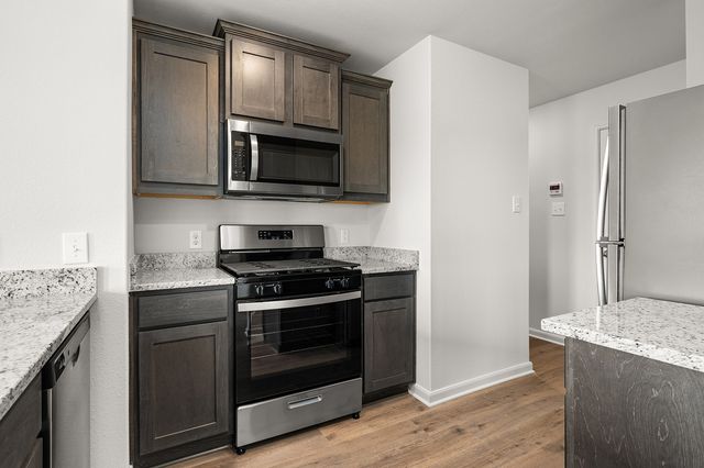 204 Julian Davis Drive, Venus, TX 76084