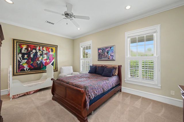 19 Cape Harbour Place, The Woodlands, TX 77380