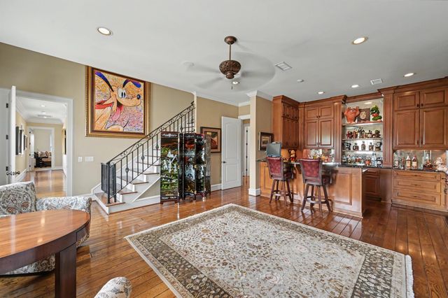19 Cape Harbour Place, The Woodlands, TX 77380
