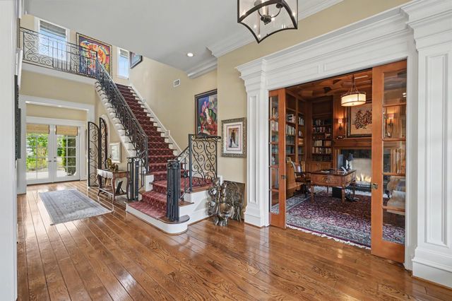 19 Cape Harbour Place, The Woodlands, TX 77380