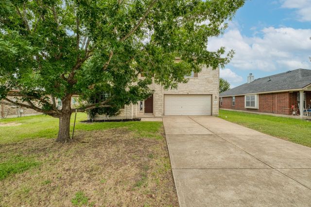 211 Hanstrom DR, Hutto, TX 78634