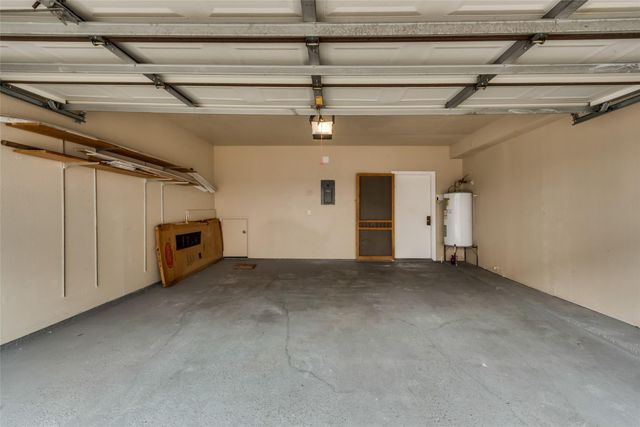1300 Augusta Drive 28, Houston, TX 77057
