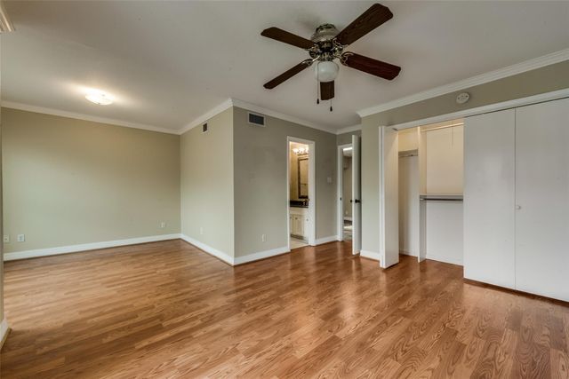 1300 Augusta Drive 28, Houston, TX 77057