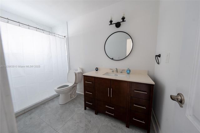 10860 SW 116th St, Miami, FL 33176