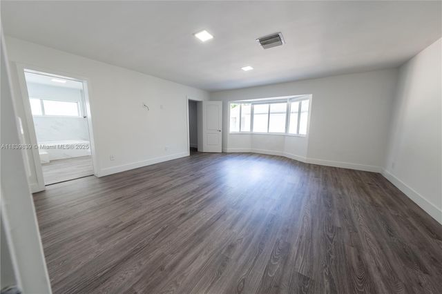 10860 SW 116th St, Miami, FL 33176