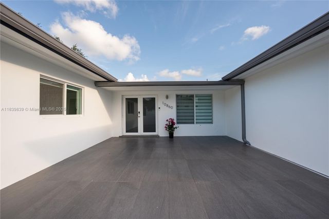 10860 SW 116th St, Miami, FL 33176