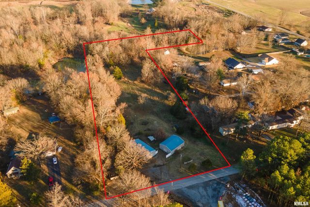 308 S Spillertown Road, Marion, IL 62959