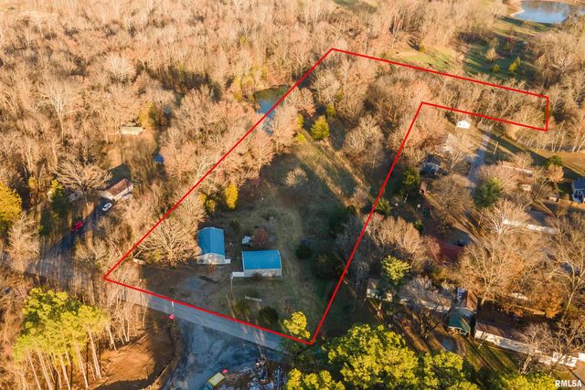 308 S Spillertown Road, Marion, IL 62959