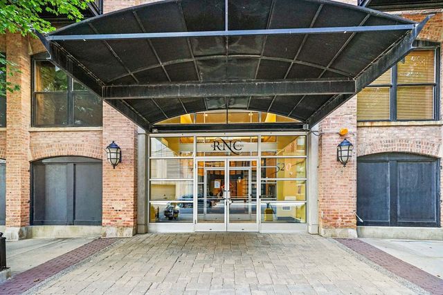 520 W Huron Street 113, Chicago, IL 60654