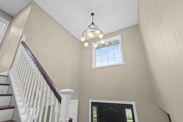 107 W SUMNER STREET, Weyauwega, WI 54983