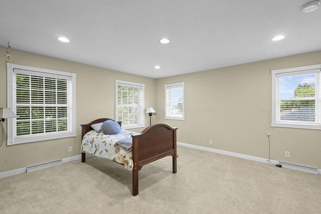 107 W SUMNER STREET, Weyauwega, WI 54983