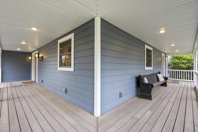 107 W SUMNER STREET, Weyauwega, WI 54983