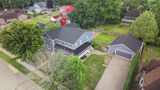 107 W SUMNER STREET, Weyauwega, WI 54983