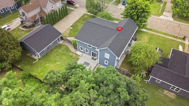 107 W SUMNER STREET, Weyauwega, WI 54983