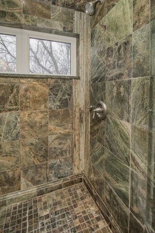 10806 S Shore Drive 109, Plymouth, MN 55441