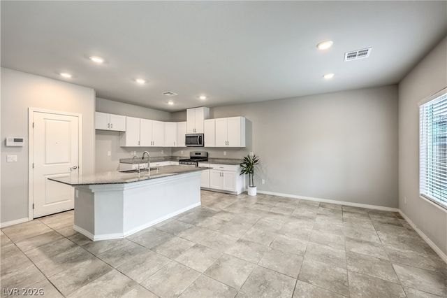 941 WILLOW BERRY Avenue, North Las Vegas, NV 89032