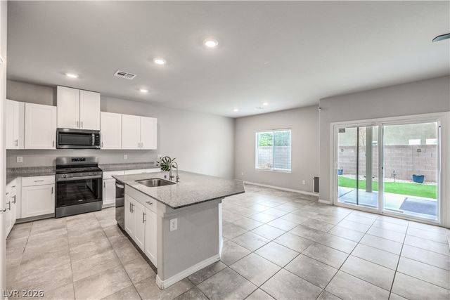 941 WILLOW BERRY Avenue, North Las Vegas, NV 89032