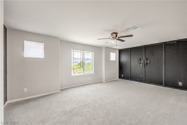 941 WILLOW BERRY Avenue, North Las Vegas, NV 89032