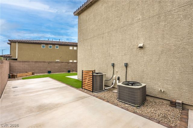 941 WILLOW BERRY Avenue, North Las Vegas, NV 89032
