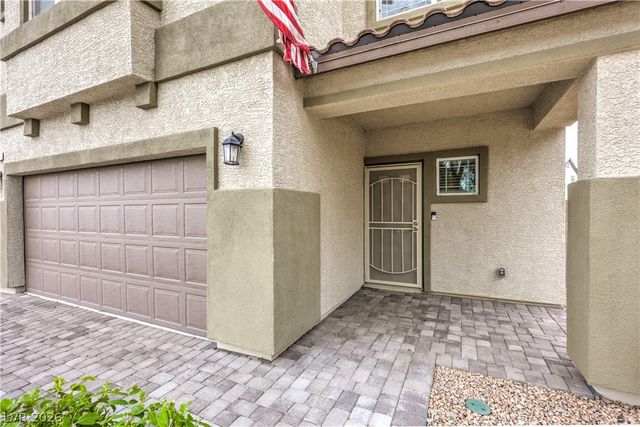 941 WILLOW BERRY Avenue, North Las Vegas, NV 89032