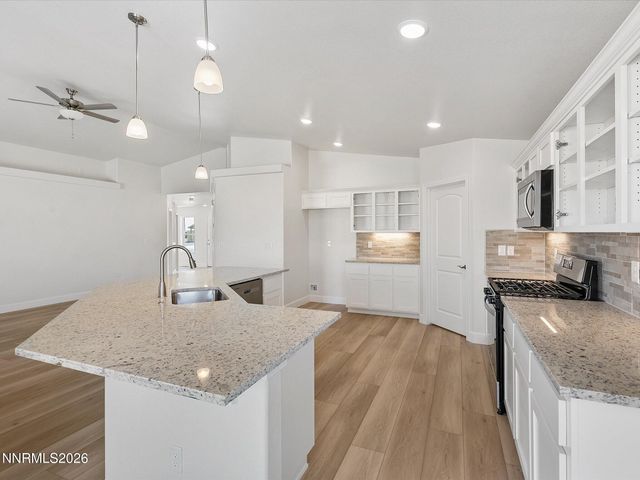 954 Kathryn Court, Fernley, NV 89408