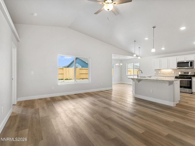954 Kathryn Court, Fernley, NV 89408