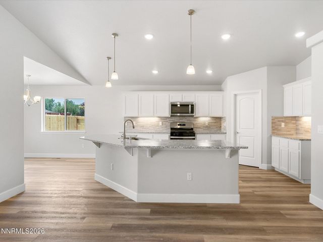 954 Kathryn Court, Fernley, NV 89408