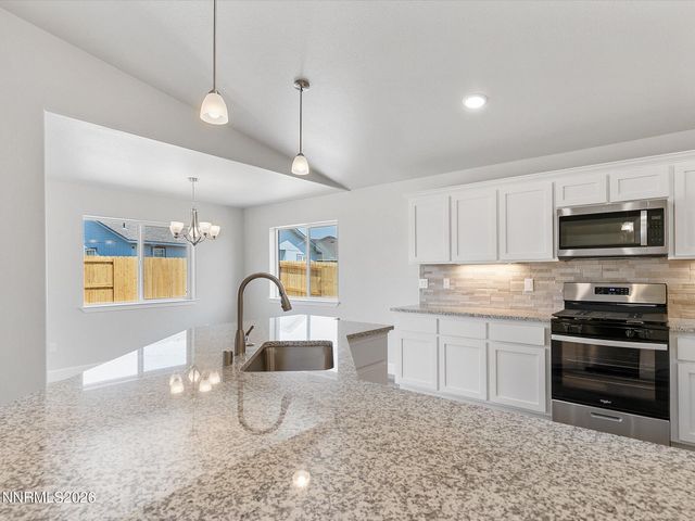 954 Kathryn Court, Fernley, NV 89408