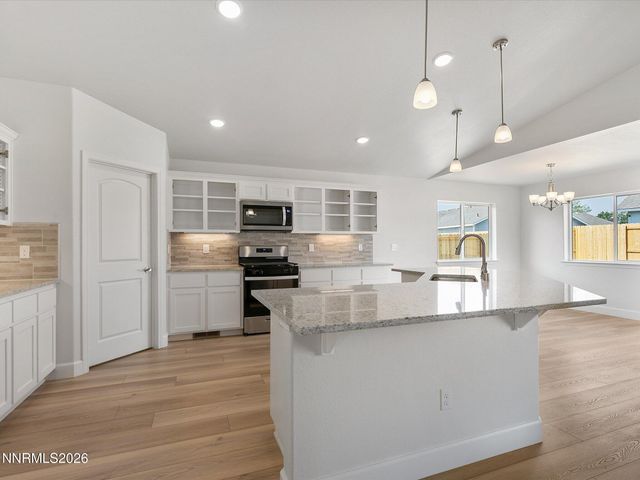 954 Kathryn Court, Fernley, NV 89408