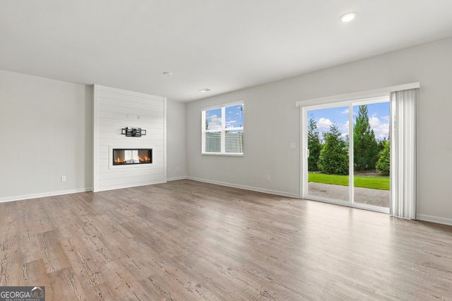 5313 Melbourne Lane, Flowery Branch, GA 30542