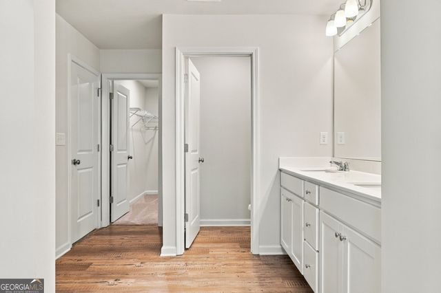 5313 Melbourne Lane, Flowery Branch, GA 30542