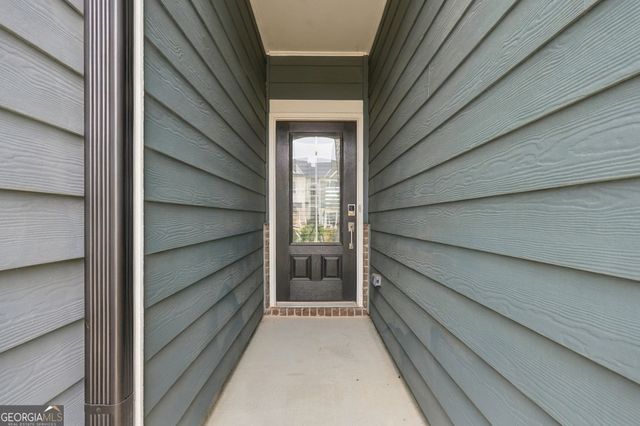 5313 Melbourne Lane, Flowery Branch, GA 30542