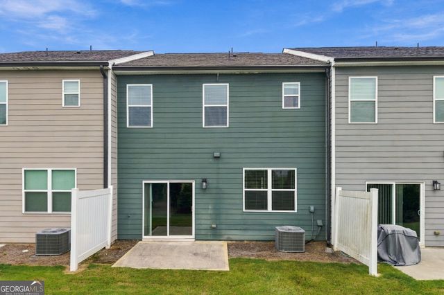 5313 Melbourne Lane, Flowery Branch, GA 30542