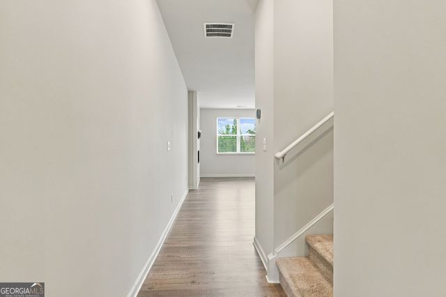 5313 Melbourne Lane, Flowery Branch, GA 30542