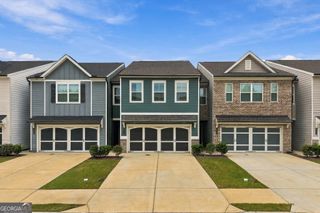 5313 Melbourne Lane, Flowery Branch, GA 30542