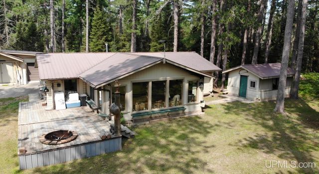 2072 Ff Hwy 16 Road, Iron River, MI 49935